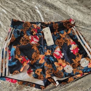 NWT: ADIDAS Women original shorts